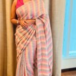 Navya Nair Instagram - Thank u fr the edit @4rshuuu MUAH @amal_ajithkumar Saree @thedrapearchitect @hyattregencythrissur #manoramaconclave