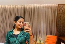 Navya Nair Instagram - What you seek is seeking you ❤️❤️❤️ Grand Hyatt Kochi Bolgatty