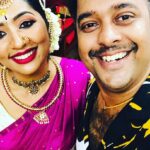 Navya Nair Instagram - After the programme at RLV college of music and fine arts , those mandatory clicks ❤️❤️❤️ Thanking my parents and my guru #manumaster for guiding me .. Thanking my orchestra team @bhagya_92 @dharma_theerthan @midhunbabuviolin @prabaljithkb @pranav.deva , for their industrious efforts to get a good harmony and cordination . Many a thanx to @urmilaunni aunty for your gracious presence and genuine heartfelt words , its giving me immense happiness to move forward in this journey of dance .. Thanking my class mates , mashinkuttikal @suryagayathridevi @ragamsree @dhanalakshmi_uma for taking time to watch my performance .. Thanking my dance buddy @bijudhwanitarang for supporting me with all my young dance buddies @neeraj_v_soman @adwaitha_suresh @rem_ya_mani @__dear_sree__ Thank u shanichechi @shani_harikrishnan , meena madame for the support @ichc_kochi Thank you RLV blackhorses @rlvcollege for the best crowd support ever .. Those applause after every jatiswaram korvai and meera bhajan , really gave me a lot of strength .. Thank you principal Rajalakshmi madame .. special thanx to rajesh rlv for the smt navya nair chechi vili 🤗🤗🤗