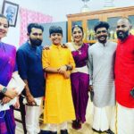 Navya Nair Instagram - After the programme at RLV college of music and fine arts , those mandatory clicks ❤️❤️❤️ Thanking my parents and my guru #manumaster for guiding me .. Thanking my orchestra team @bhagya_92 @dharma_theerthan @midhunbabuviolin @prabaljithkb @pranav.deva , for their industrious efforts to get a good harmony and cordination . Many a thanx to @urmilaunni aunty for your gracious presence and genuine heartfelt words , its giving me immense happiness to move forward in this journey of dance .. Thanking my class mates , mashinkuttikal @suryagayathridevi @ragamsree @dhanalakshmi_uma for taking time to watch my performance .. Thanking my dance buddy @bijudhwanitarang for supporting me with all my young dance buddies @neeraj_v_soman @adwaitha_suresh @rem_ya_mani @__dear_sree__ Thank u shanichechi @shani_harikrishnan , meena madame for the support @ichc_kochi Thank you RLV blackhorses @rlvcollege for the best crowd support ever .. Those applause after every jatiswaram korvai and meera bhajan , really gave me a lot of strength .. Thank you principal Rajalakshmi madame .. special thanx to rajesh rlv for the smt navya nair chechi vili 🤗🤗🤗