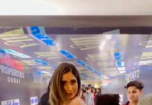 Neha Bhasin Instagram - Mai chiz he Aise hoon woh Khud mazboor hai mai Kiya karu @nehabhasin4u 🔥🥰😍