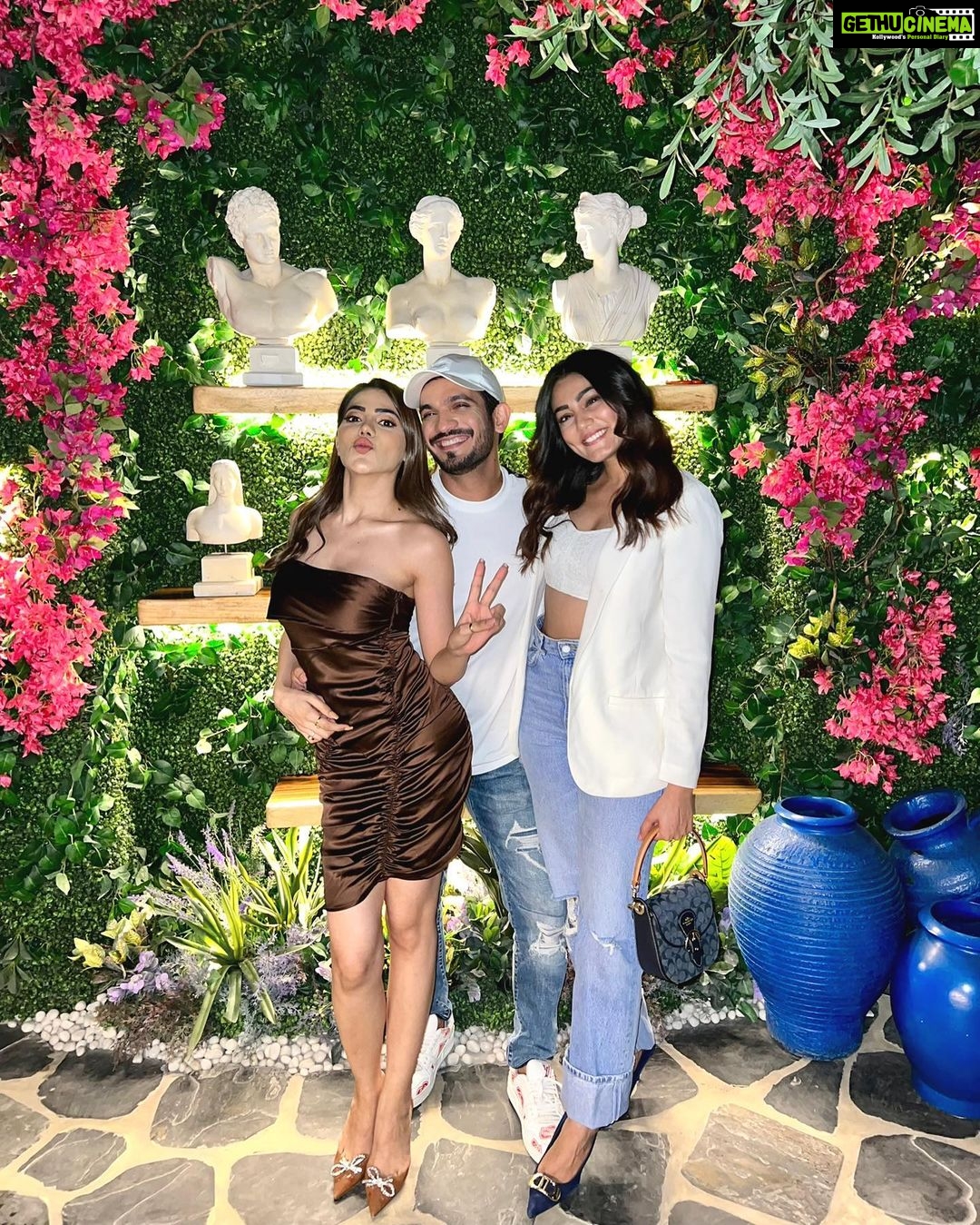 Nikki Tamboli Instagram - Always better together ❤️❤️ @divasana @arjunbijlani . . . . . . . . . #goodtimes #bff #kkk11 #love #happiness #friendshipgoals #friendsforlife Mumbai, Maharashtra