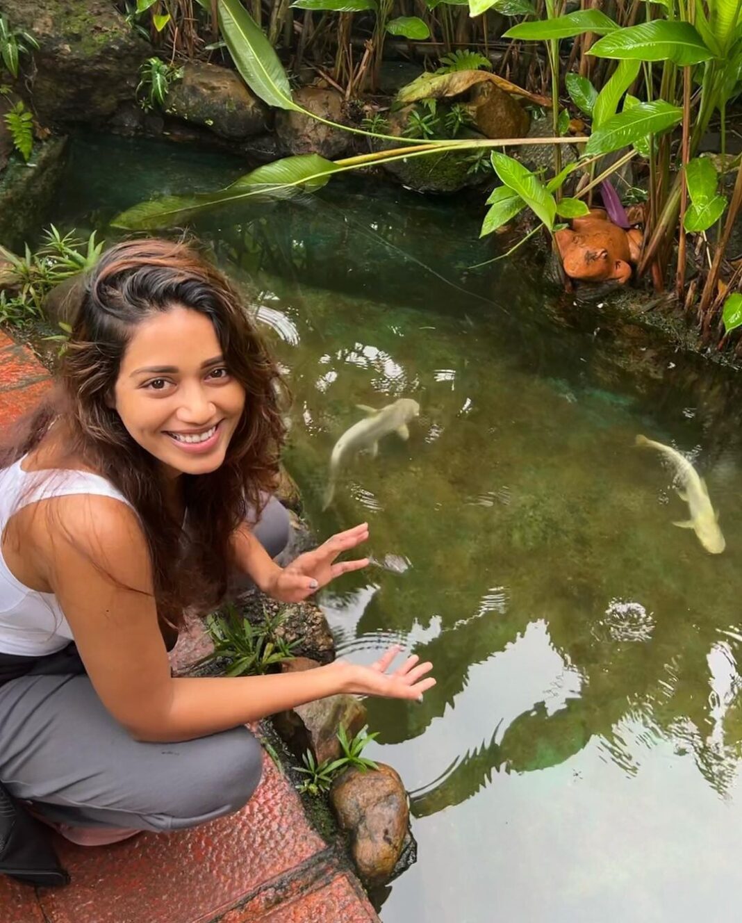 Nivetha Pethuraj Instagram - Monday Chillin 🤍