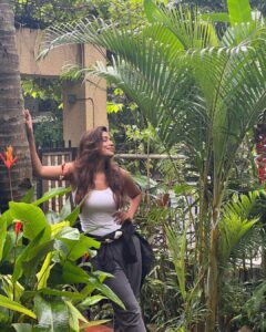 Nivetha Pethuraj Instagram - Monday Chillin 🤍