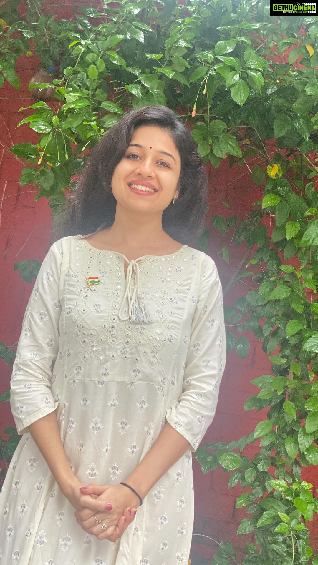 Paridhi Sharma Instagram - Happy 75th Independence Day🙏🌸 #aajadikaamritmahotsva #75thindependenceday #jaihind #bharatmatakijay #bharat #mycountry #mypride #vandematram