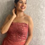 Paridhi Sharma Instagram - Self love❤️ #picoftheday #instapic #pink #pose #laughter