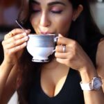 Parvatii Nair Instagram - I got to experience one of the best restaurants in Dubai when I visited @atmospheredubai at @burjkhalifa . It’s the world's tallest restaurant located on the 122nd floor of the Burj Khalifa. The food was BRILLIANT and simply out of the world !!! 🤩❤️. The 24 karat gold cappuccino was mind blowing as well 😍. @visit.dubai #dubaidestinations 📸 @chambre__noire_fotos At.mosphere Burj Khalifa