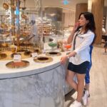 Parvatii Nair Instagram - The stay and experiences at @atlantisthepalm was mind blowing ! One of the best hotels in the world with amazing food fun and hospitality ! The water sports and the view from the room are to die for !❤️ @visit.dubai #dubaidestinations Atlantis, The Palm