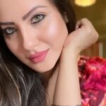 Pooja Bose Instagram - Just reeling….🎀🎀