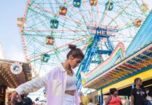Pooja Hegde Instagram - Let the adventure begin…🙃🎢 #amused