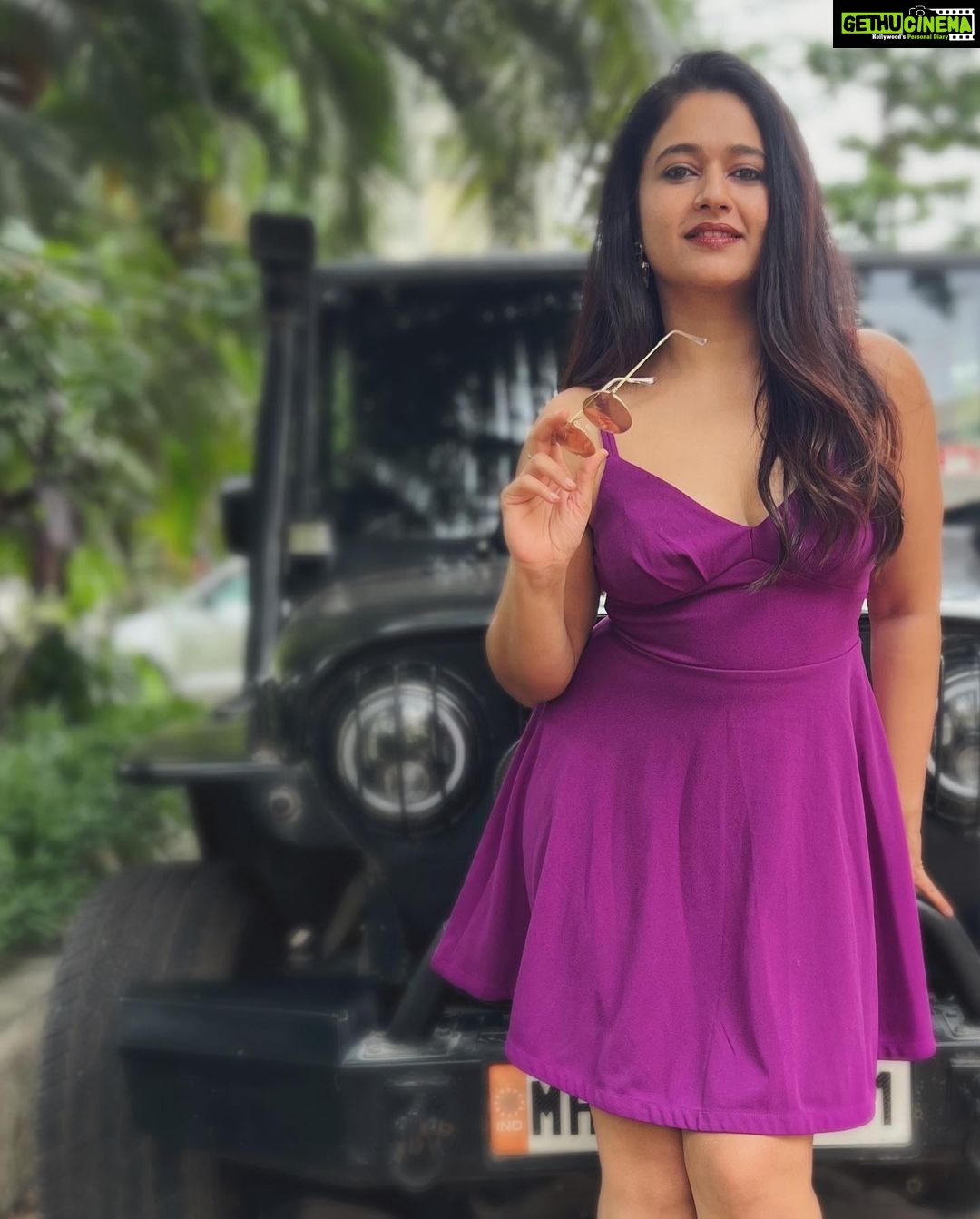 Poonam Bajwa Instagram - #ultraviolet#πππ @shotandtold β€οΈthank you for this π @curls_and_curves555 πΈπΈ