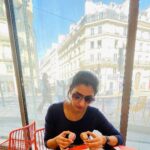 Priya Bhavani Shankar Instagram – Parisian Food >>> Tour Eiffel ❤️ Paris – Le Marais