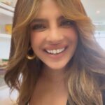 Priyanka Chopra Instagram - Bananas ✅, Spinach ✅, Carrots ✅, Anomaly ✅ yep! The next time you go to @krogerco or @ralphsgrocery don’t forget to restock on @anomalyhaircare! Available now at a location near you! Yay!!