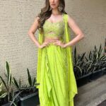 Raai Laxmi Instagram – A dash of desi 💚💚💚

Outfit : @chameeandpalak
Earrings : stylists own
Styled : @trishadjani 
Makeup : @vishalcharanmakeuphair