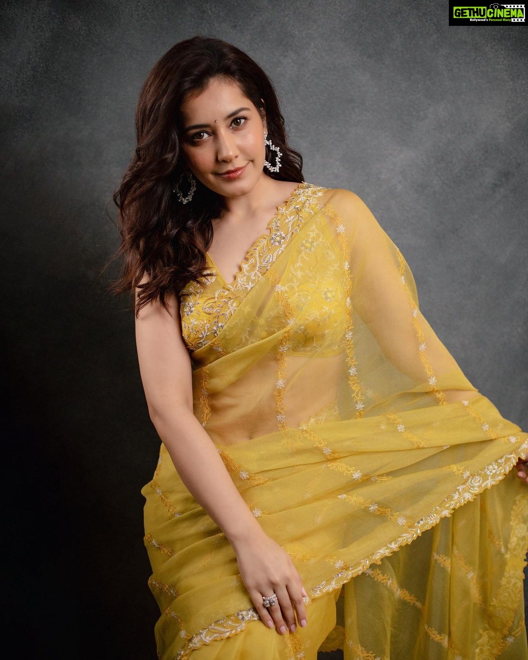 Raashi Khanna - 702.7K Likes - Most Liked Instagram Photos