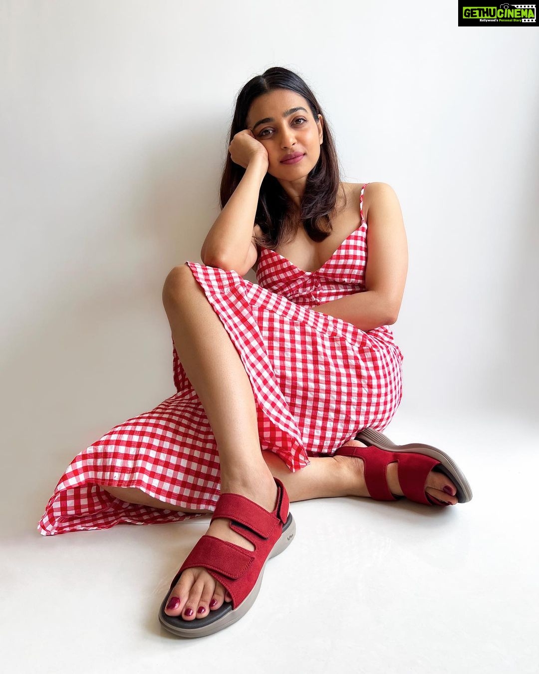 Radhika Apte Instagram - Repeat after me: 'Happenstance, I deserve a new pair of comfort.' And see again, all day comfort looks like this pair of Zola sandals from @happenstanceofficial. Refined and supple vegan leather cares for your feet skin, while the technology double soles will show you some real bounce! @happenstanceofficial x Radhika Apte Start the comfort experience at happenstance.com #MyHappenstance #WomensStyle #ComfortableShoesAndSandals #Ad #Collab