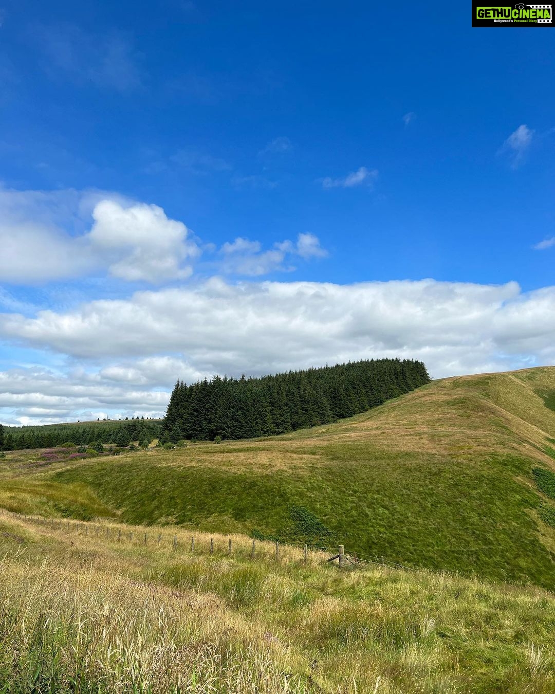 Radhika Apte Instagram - #roadtrip #scotland
