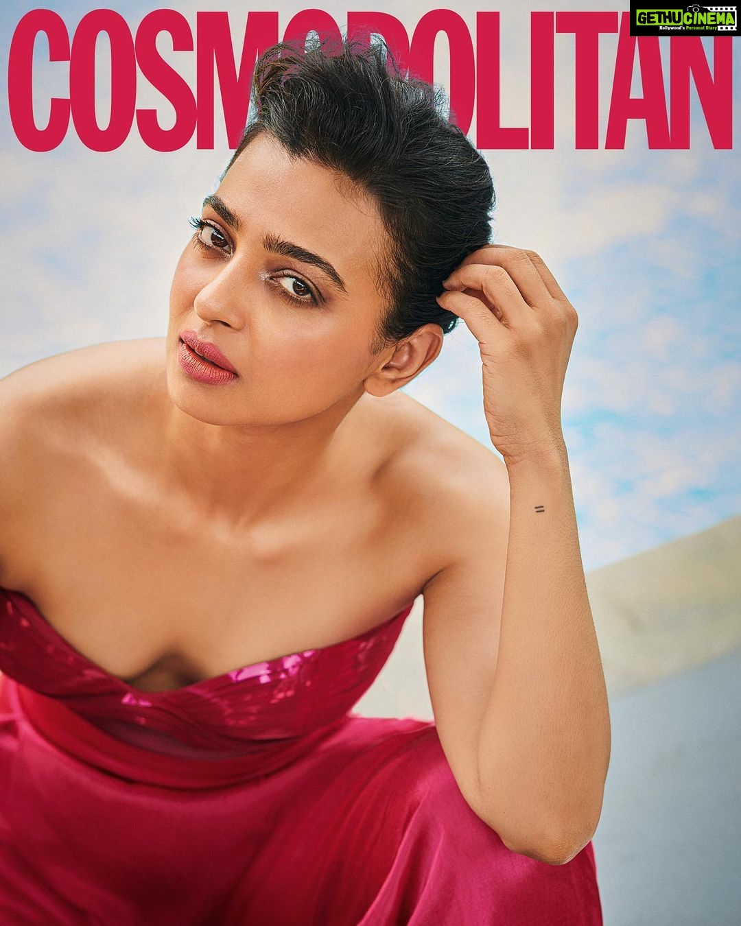 Radhika Apte Instagram - Editor: Nandini Bhalla (@nandinibhalla ) Styling: Who Wore What When (@who_wore_what_when ) Radhika's Interview By: Radhika Bhalla (@radhika_bhalla ) Photographs: Manasi Sawant (@manasisawant ) Hair & Make-Up: Kritika Gill (@kritikagill ) Production: Studio Gaaba (@studiogaaba ) Fashion Assistants: Shubham Jawanjal (@d.shubham_j ) and Tanya Sachdeva (@tanyaasachdevaaa ) On Radhika: Moulded Metallic Bustier, Amit Aggarwal (amit ; pants, stylist’s own Location: The Postcard Hideaway, Netravali, Goa (@thepostcardhotel ) PR Agency Credit: Think Talkies (@think_talkies ) Read the full interview in the July-August issue of Cosmo India, out now! . . . . #RadhikaApte #CosmoIndia #CosmoIndiaCover