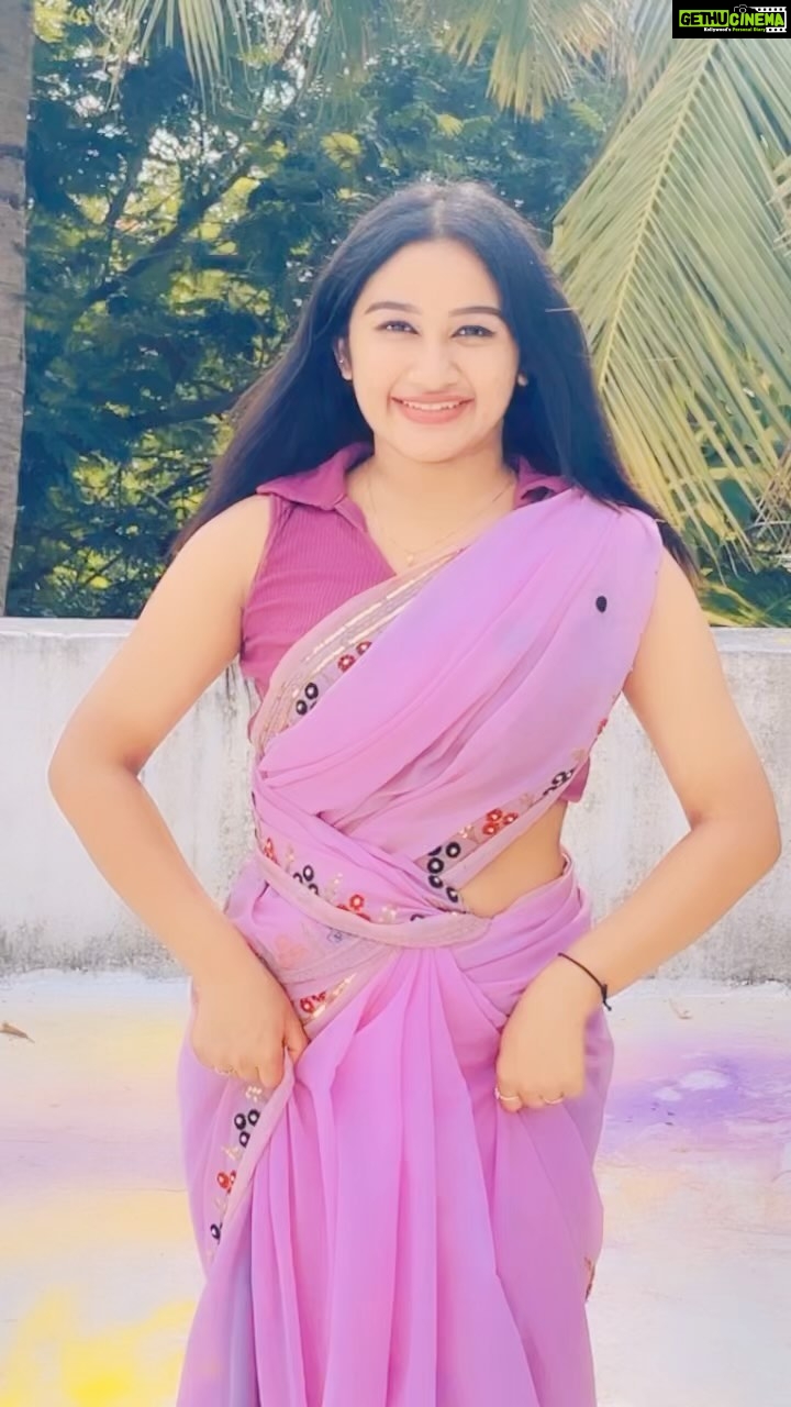 Raveena Daha Instagram - Tal se tal mila 🥰 The Color Lavender 💜Symbolizes Femininity and Tranquility. Lavender also carries the symbolic meaning of optimism at a new stage of life, shutting out negativity and worry. Lavender has a strong connection to springtime. This beloved season is steeped in colors like lavender. During this time of year, lavender is one with nature. Since lavender is related to the changing of seasons, it’s affiliated with transformation. #IndiaAt75 #IndiaILove #Instareels #Lavender