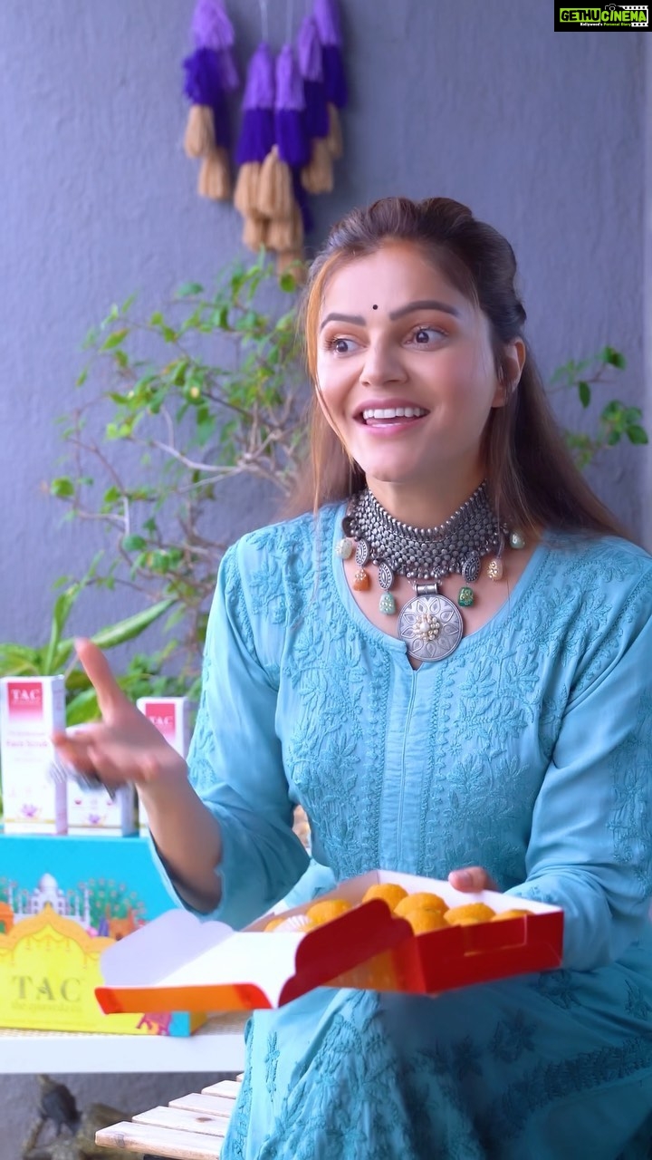 Rubina Dilaik Instagram - We cannot deny that our siblings are our biggest supporters and cheerleaders, regardless of how much we fight, argue, and tease each other. This Rakshabandhan I am going to pamper my siblings and strengthen our bond by gifting them the goodness of Ayurveda. @theayurvedaco Ab mere saath mere siblings bhi glow krenge with T.A.C Kumkumadi range! #SwitchToAyurveda #SiblingSale #RakhiWithTAC