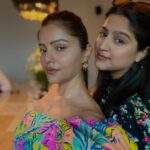 Rubina Dilaik Instagram – Love ❤️ #blessed 🙏🏼
Pre birthday celebration for our beautiful @surveenchawla 💗
.
.
.
.
@ashukla09
@akshaythakker @keertikelkar @meghnachitalia @rizwan7896 @gazala24 @faisal_miya__photuwale @iamnehap @atulunadkat @makeupbymuskaaan