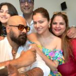 Rubina Dilaik Instagram – Love β€οΈ #blessed ππΌ
Pre birthday celebration for our beautiful @surveenchawla π
.
.
.
.
@ashukla09
@akshaythakker @keertikelkar @meghnachitalia @rizwan7896 @gazala24 @faisal_miya__photuwale @iamnehap @atulunadkat @makeupbymuskaaan
