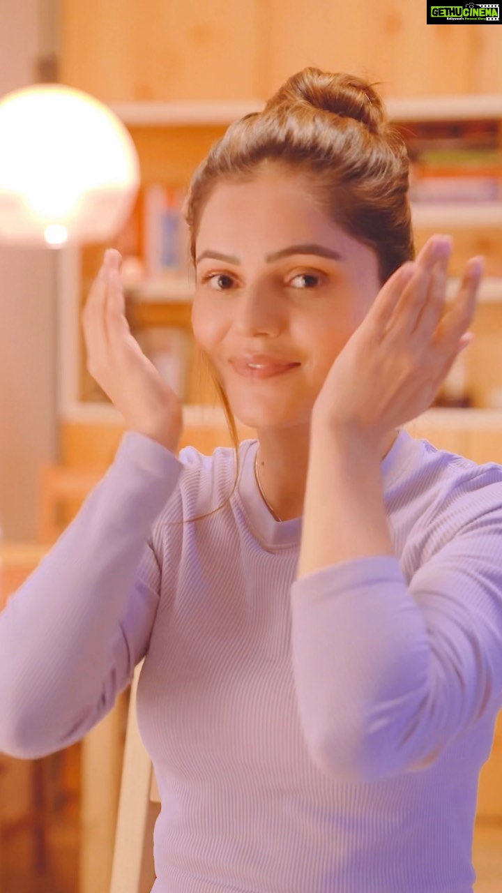 Rubina Dilaik Instagram - Today I am going to share my nighttime skincare secret with you all! I trust @theayurvedaco 10% Kumkumadi Night Gel with Saffron. My skin looks flawless every morning because of the nourishment, hydration, and rejuvenation it provides my skin all through the night Campaign by @ishreen_vadi