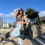 Rubina Dilaik Instagram – Kyunki @jannatzubair29 ne pics click kiye…💗🤩
.
.
.
.
@stylebysaachivj thank you for styling