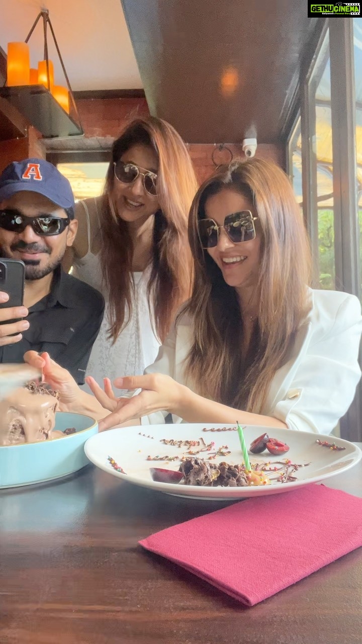 Rubina Dilaik Instagram - Just Grateful @bastianmumbai 💗