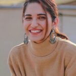 Ruhani Sharma Instagram - My face when mom says aj siddu (pahadi dish) banaye hai 🐒