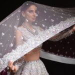 Saba Qamar Zaman Instagram - Every girl dreams of her wedding dress. 👗 @ahmad.sultaan 📸 @mhm.official 💄 @nauman_makeup_artist Stylist @hassaniqbalrizvi @saads9988 PR @windmilepr