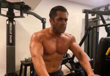 Salman Khan Instagram - Being Strong…