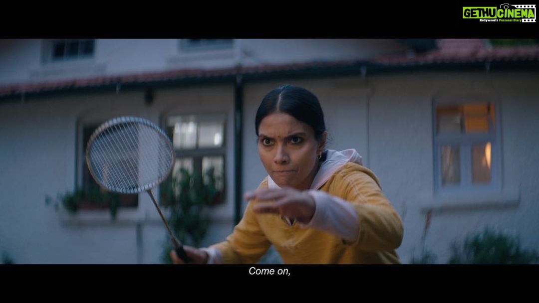 Sameera Reddy Instagram - Looking at me, one might think that all actors have a perfect life. They do not have to struggle, like a common person. But as an actor, we have struggles of our own. We do face failure at every point too. But how we come out of it, just shows how strong we can be. So, I would like to share Bournvita’s latest film with you guys because it is so relatable. A film that will help you understand how to look at failure and deal with it. After all, failure is not the end, but the beginning of a successful journey. #LearnFromFailure #TayyariJeetKi