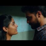 Samyuktha Menon Instagram - Here it is :) The kiss and cigarette saga 😁😁 . Thank you so much for all the support and love. @fellu1987 @tovinothomas @viniviswalal @gs_gauthamsankar @augustcinema @kailasmenon2000 #theevandi #kiss #cigarettes #smokingisinjurioustohealth #jeevamshamayi