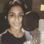 Samyuktha Menon Instagram – #mandatoryselfie #dubbing #lilli