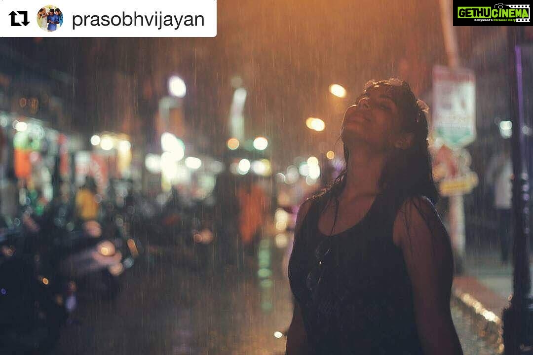 Samyuktha Menon Instagram - #rain Queen of arabian sea(fortkochi)