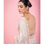 Samyuktha Menon Instagram - Trust the magic of New Beginnings, ⠀ for what is coming is better than what is gone ✨⠀ ⠀ ⠀ ⠀ ⠀ Fashion Director: Alpi Boylla / @alpiboylla⠀ Photographer: Shareef Nandyala / @shareefnandyala⠀ MUA: Neha Bagga / @makeupartist_nehaa @nehabagga21⠀ Outfit: Rahul Mishra / @rahulmishra_7⠀ Jewelry: Suhani Pittie / @suhanipittie⠀ Heels: Steve Madden / @stevemaddenindia⠀ Hair: Sadhik / @sadhik314 @fairies_and_brides⠀ ⠀ ⠀ ⠀ #newbeginnings #bettertomorrow #promisingstart #feelthemagic #magic #pink #photoshoot #iamsamyuktha #talesofsam #samoninsta⠀
