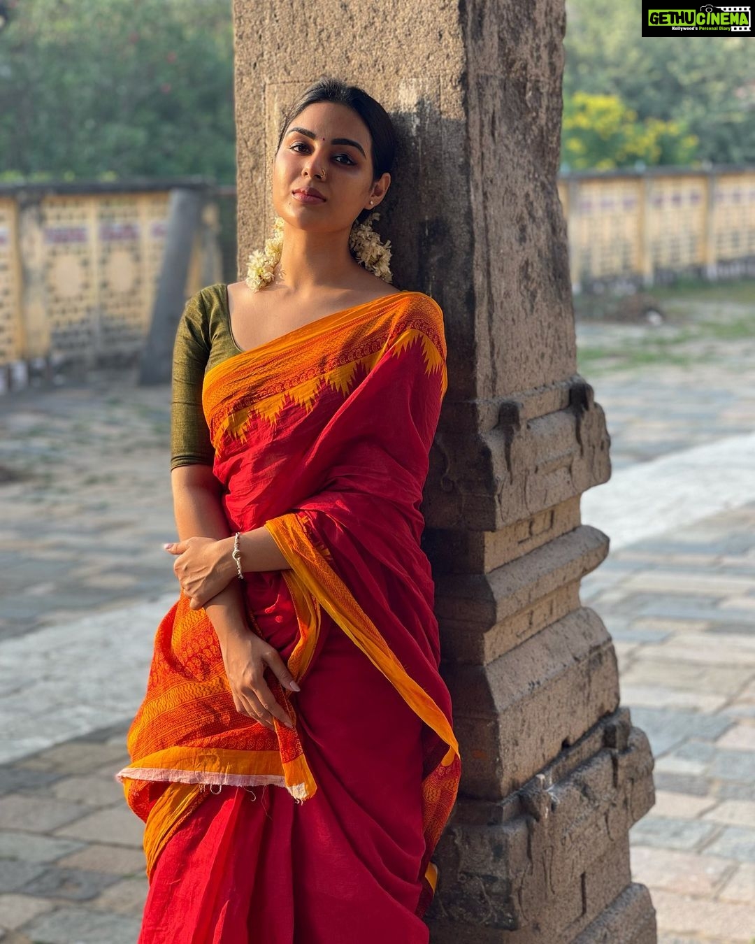 Samyuktha Menon Instagram - Consciousness is Her attire #Chidambharam Thillai Nataraja Temple, Chidambaram