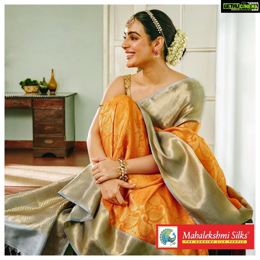 Samyuktha Menon Instagram - May you pronounce HER name as Bliss ! @mahalekshmisilks X @iamsamyuktha_ #mahalekshmisilks #samyukthamenon #samyuktha #kerala #keralawedding #indianwear #ethnicwear #pattusaree #saree #bridalcollection #bride #indianethnicwear #kanchipuramsilksarees #silk #weaves #madeinindia #weddingshopping #partywear #weddingdress #bridalsaree #weavesofindia #silksareelove #sari #pattu #sixyards #weddingsilksaree #silksaree #kanchipuram #kanchipuramsilksaree #vivaha