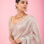 Samyuktha Menon Instagram - Trust the magic of New Beginnings, ⠀ for what is coming is better than what is gone ✨⠀ ⠀ ⠀ ⠀ ⠀ Fashion Director: Alpi Boylla / @alpiboylla⠀ Photographer: Shareef Nandyala / @shareefnandyala⠀ MUA: Neha Bagga / @makeupartist_nehaa @nehabagga21⠀ Outfit: Rahul Mishra / @rahulmishra_7⠀ Jewelry: Suhani Pittie / @suhanipittie⠀ Heels: Steve Madden / @stevemaddenindia⠀ Hair: Sadhik / @sadhik314 @fairies_and_brides⠀ ⠀ ⠀ ⠀ #newbeginnings #bettertomorrow #promisingstart #feelthemagic #magic #pink #photoshoot #iamsamyuktha #talesofsam #samoninsta⠀