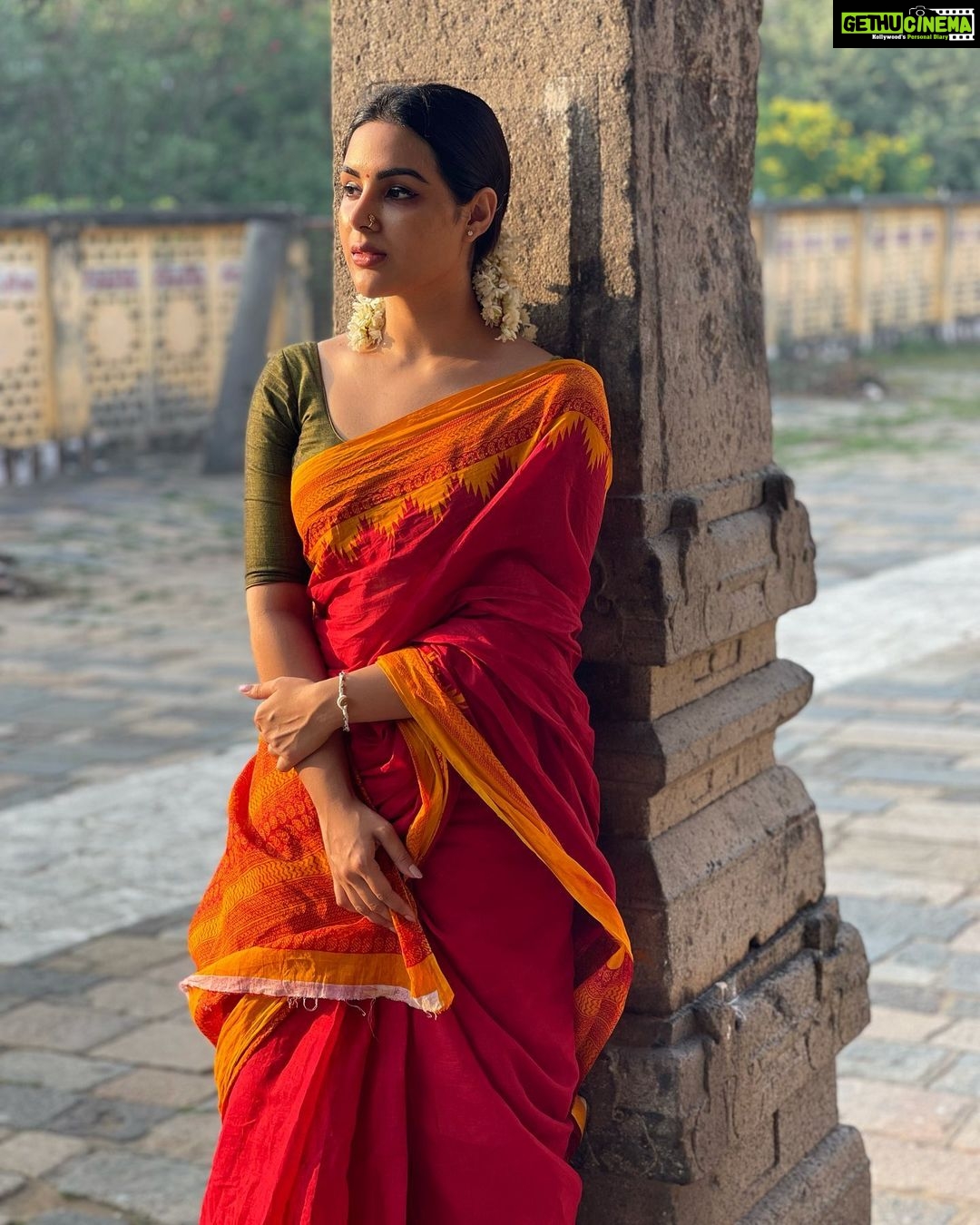 Samyuktha Menon Instagram - Consciousness is Her attire #Chidambharam Thillai Nataraja Temple, Chidambaram