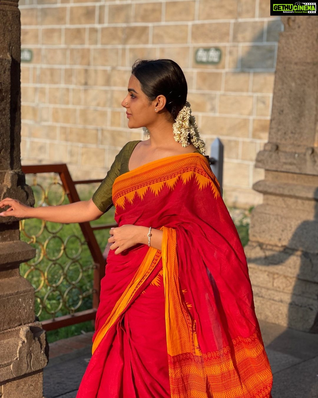 Samyuktha Menon Instagram - Consciousness is Her attire #Chidambharam Thillai Nataraja Temple, Chidambaram