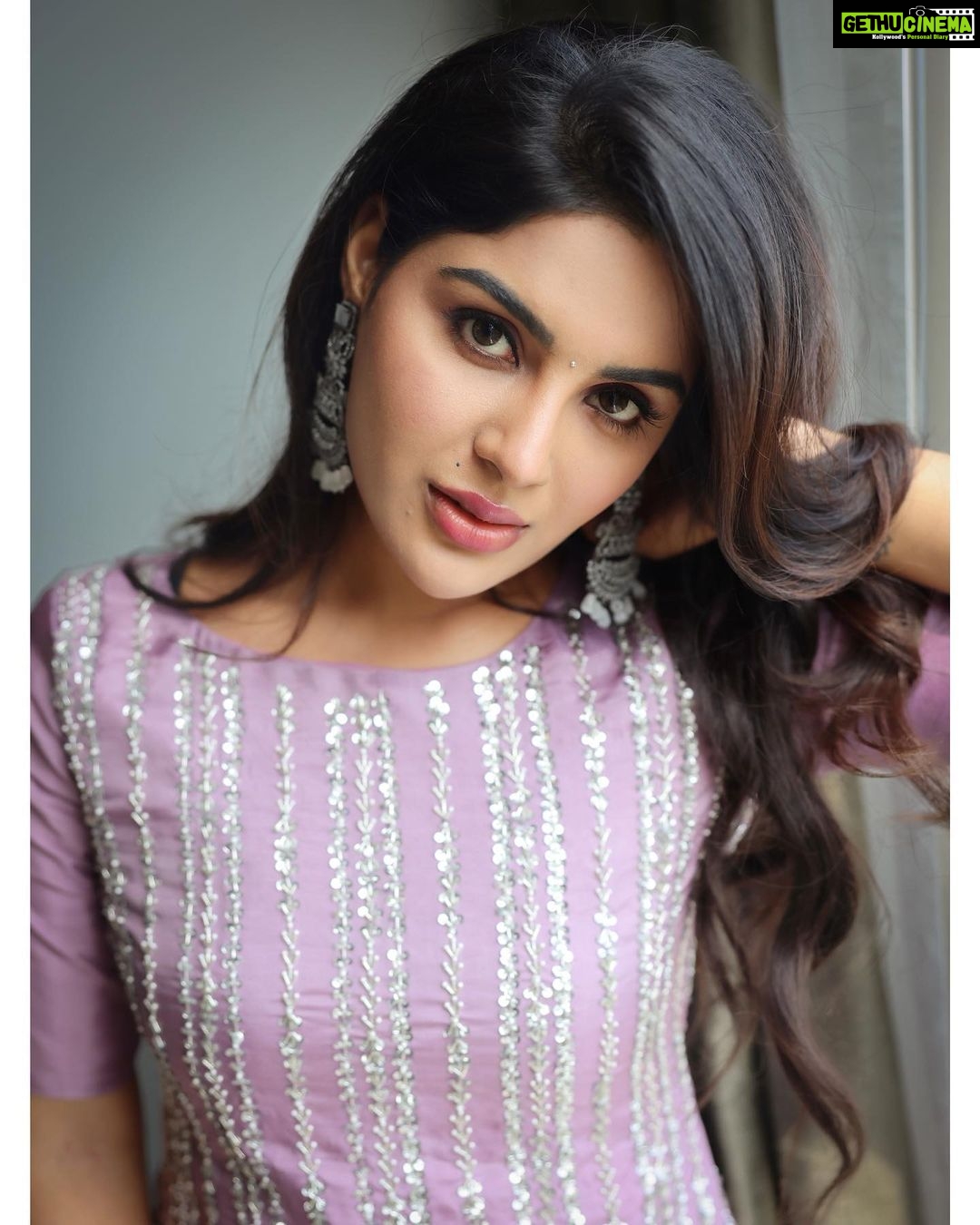 Samyuktha Menon Instagram - Never stop gazing at your dreams ✨ Photography - @pranav.foto Outfit - @arka_by_divya_kanigalupula Jewellery - @petalsbyswathi Stylist - @sandhya__sabbavarapu MUA - @tokalasomasekhar_makeup Hair - @rajesh_chinchili #neversaynever #likethereisnotomorrow #instaphoto #friyay