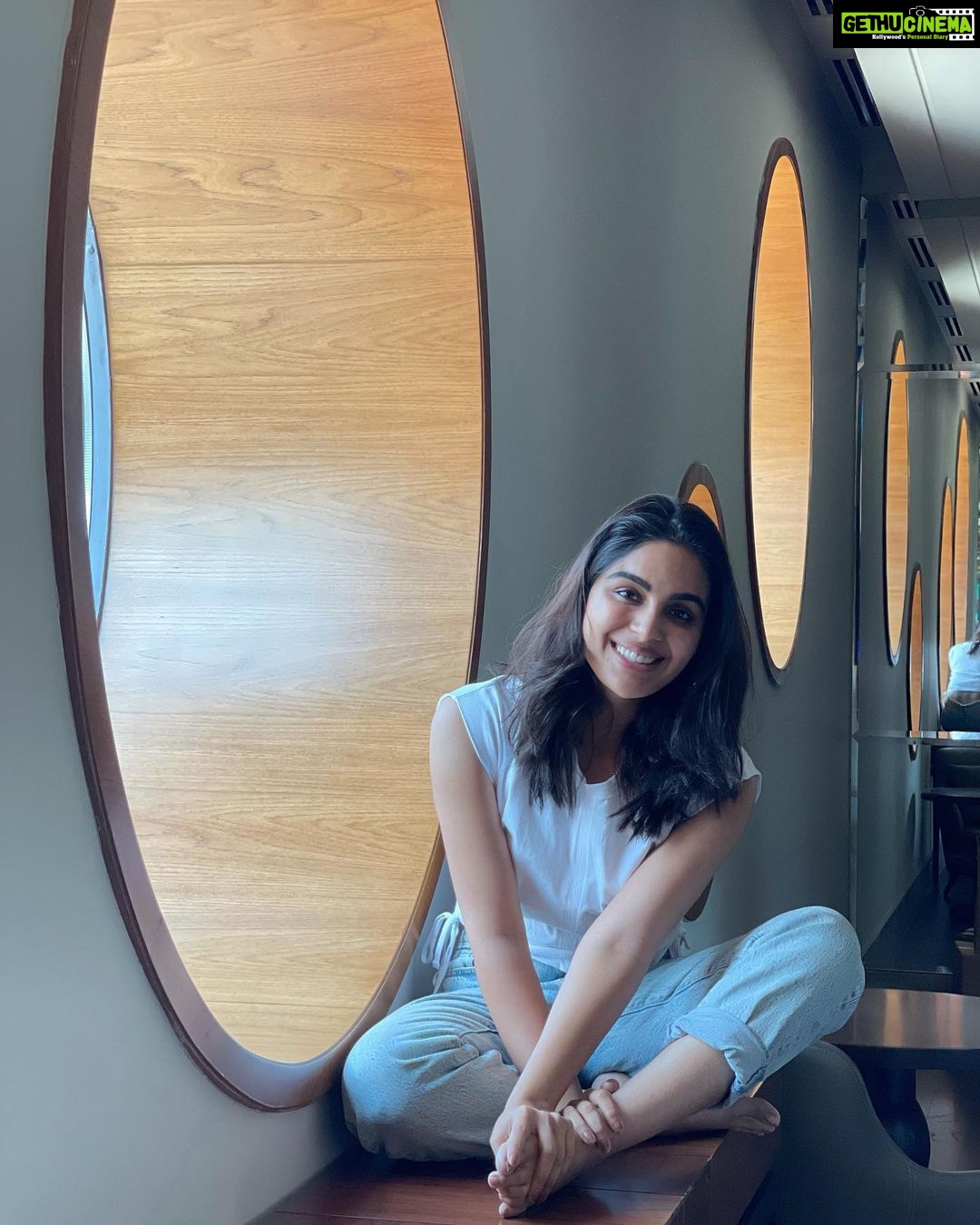 Samyuktha Menon Instagram - Ohhhh I love to wear a smile 😁 always 📷 @dop007