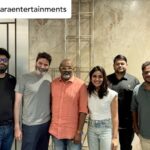 Samyuktha Menon Instagram - Posted @withregram • @sitharaentertainments Team #BheemlaNayak celebrating the MASSIVE RAMPAGE of #LalaBheemlaSong, the Most Viewed South Indian Song in 24Hrs🤙💥 ➡️ https://youtu.be/Enzj9nTHiEc ✍️#Trivikram 🥁@musicthaman 🎤@arunkaundinya #BheemlaNayak #PawanKalyan @ranadaggubati #SaagarKChandra @nithyamenen @iamsamyuktha_ @dop007 @navinnooli @nagavamsi19 @adityamusicindia