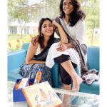 Samyuktha Menon Instagram - #Ad We have so much to be grateful for and we often don’t express it! With Onam just around the corner, it’s the perfect time to show some love and gratitude, don’t you think? With the help of @parachute_advansed Ayurvedic team I gifted this beautiful #GiftOfBlessings to the one who is a true blessing in my life and that is my best friend Neethu who has been a great support, especially during this past year. Just like how Parachute Advansed Ayurvedic hair oil has been a blessing for my hair, so has she been one in my life by always being there for me and guiding me along the way. The smile on her face when I gifted this to her, just made my day! Swipe left to see what all was in the hamper! If you would like to do the same, write in the comments below, WHO you would want to gift this hamper to and WHY? Top 2 entries will receive this #GiftOfBlessings from the brand. Happy Onam everyone! #GiftOfBlessings #GiftTheBlessing #ParachuteAdvansedAyurvedic #ParachuteAdvansedAyurvedicOil #Ayurveda #CoconutHairOil