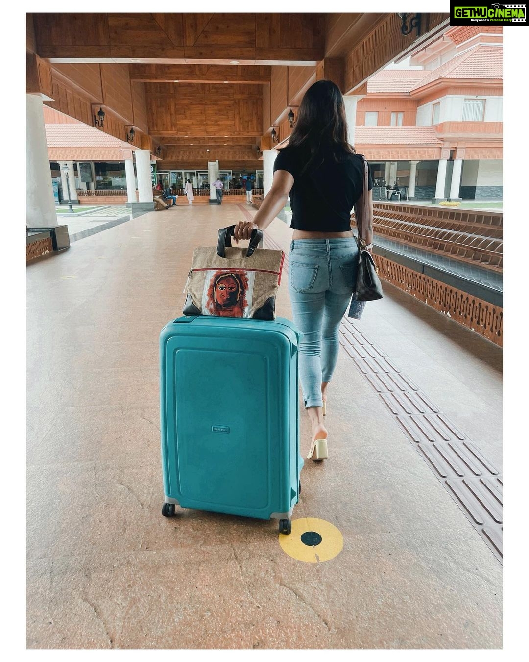 Samyuktha Menon - 290.2K Likes - Most Liked Instagram Photos