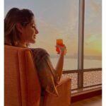 Samyuktha Menon Instagram – Gulping down the Gorgeous Golden Hour with a Glee 😊✨

Wearing @theboozybutton 
Captured by : @hrushee_ @neethungeo 

#goldenhour #glee #gorgeous #sunset #queen #kochi #hyaat #samoninsta #talesofsam #samfam #oranges #peaches #happiness #instasmile #cantstopsmiling #blueskies #backwaters #keralagram #mallugram #instadaily #sunsetpictures #kaftan #hustleandchill #hustler #lifegoals