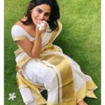 Samyuktha Menon Instagram – Gentle but High on Self ❤️
Knowing it and being ..what else is happiness ✨
📷 @faizsiddik 
#talesofsam #musings #sundayvibes #samoninsta #samfam #loveandlight #stardust #fairydust #sundayfunday #insta #thegram #highonlife #selflove #flow #magic #secretsofsuccess #instamood #instadaily #instasaree #sareelove #keralasaree