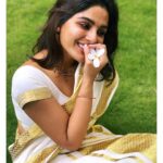 Samyuktha Menon Instagram – LOVE 

📷 @faizsiddik 

#love #luv #instalove #subtle #stunning #saree #instamood #sareelove #keralasaree #samoninsta #samfam #talesofsam #killthemwithsuccess #burythemwithsmile #flow #sultry #instawhite #traditional #stylish #thumbstopper #weekendstunner